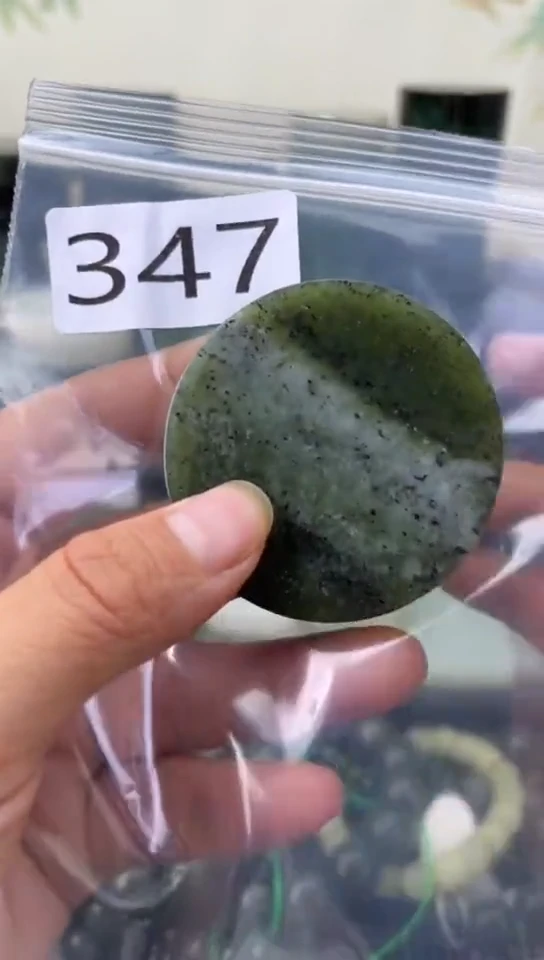 未镶嵌和田玉珠宝半成品镯芯