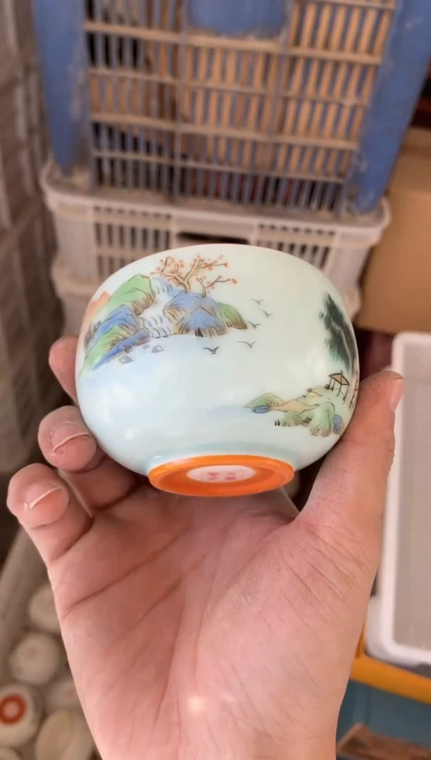 无运费险有瑕疵的摄影的产品有使用过的痕迹有点脏介意勿拍