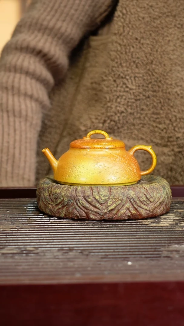 宜兴原矿紫砂壶茶壶宜兴原矿紫砂壶茶壶150C