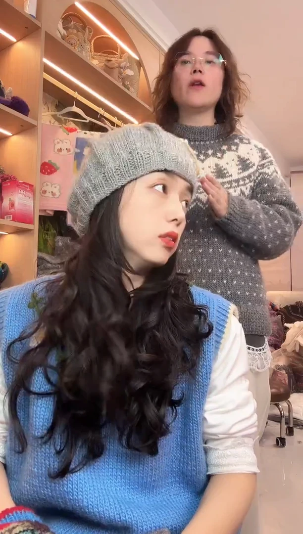 羊毛?****บ百羊毛贝雷帽A053