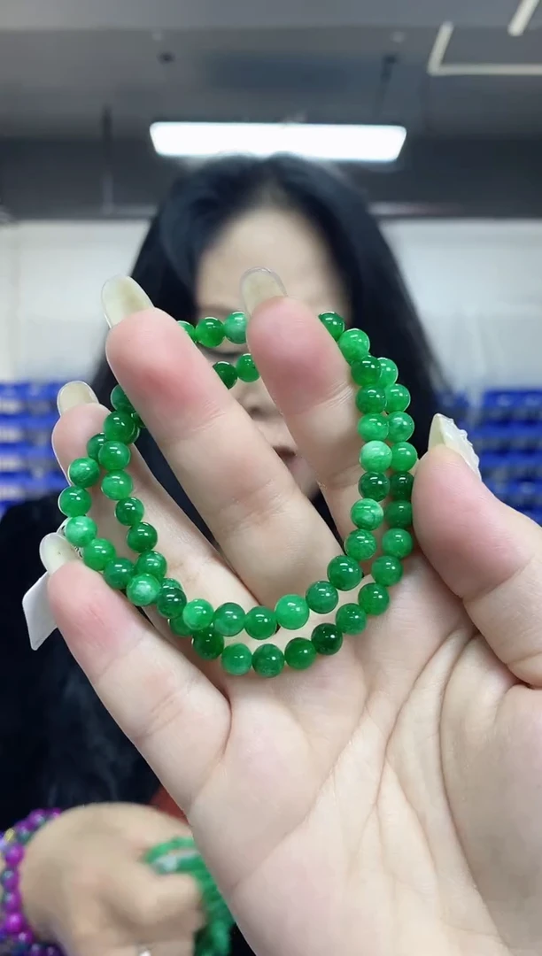 【闪购商品】翡翠手串未镶嵌多样性发其一颜色微差