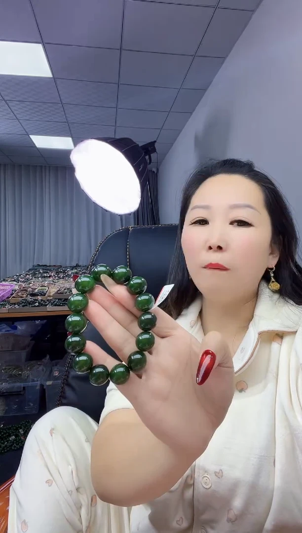 未镶嵌手链和田玉天然和田玉俄7碧DW绿16