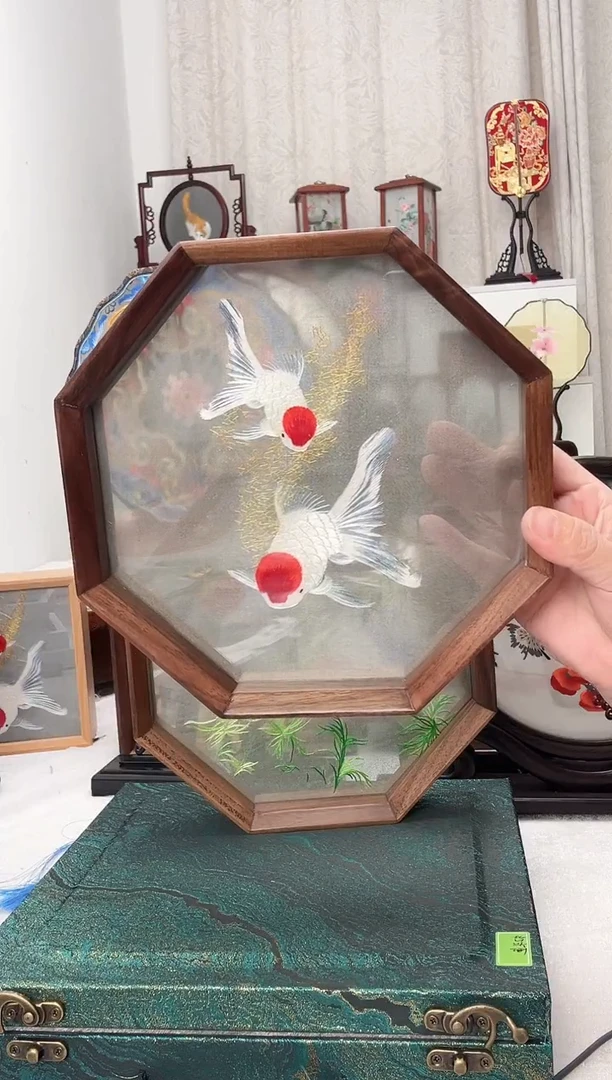 扇子苏绣作品手工摆台