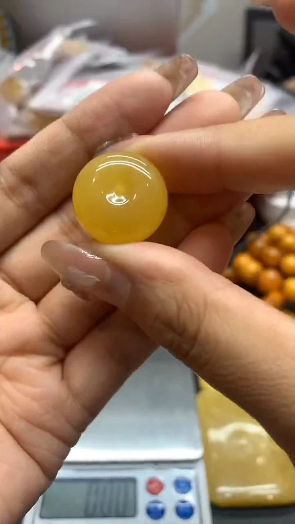 未镶嵌琥珀珠宝奇石2734