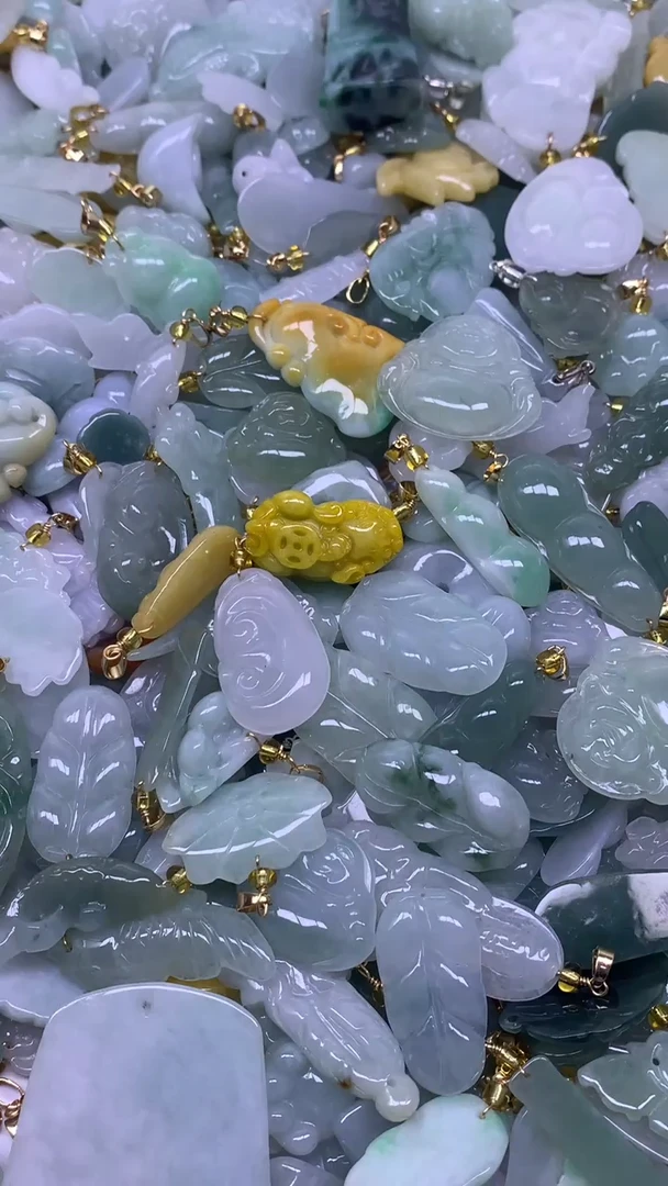 颈饰未镶嵌翡翠1