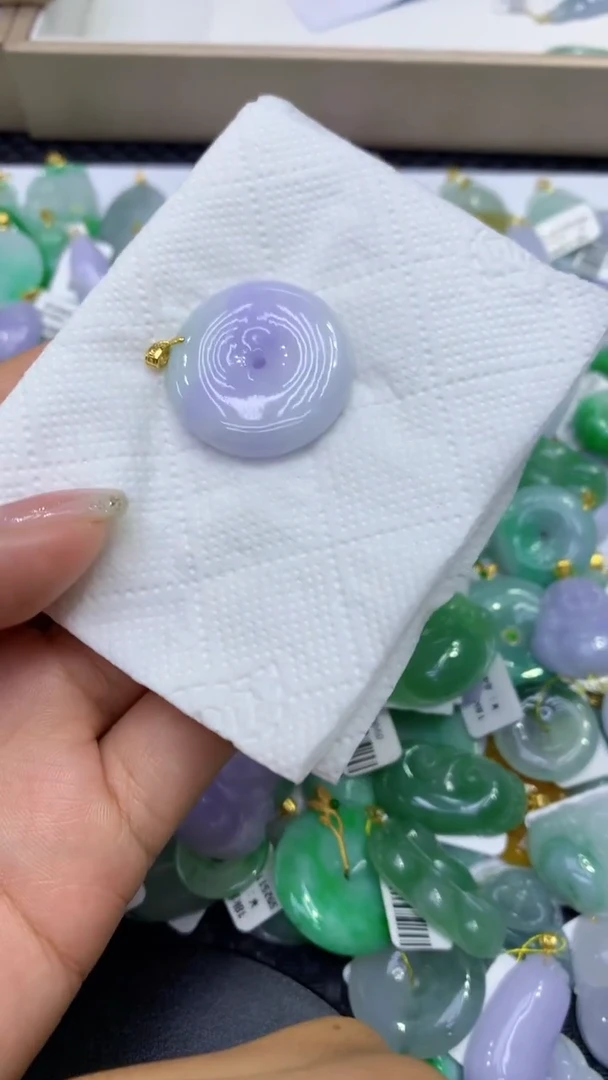 颈饰未镶嵌翡翠天然缅甸A货翡翠