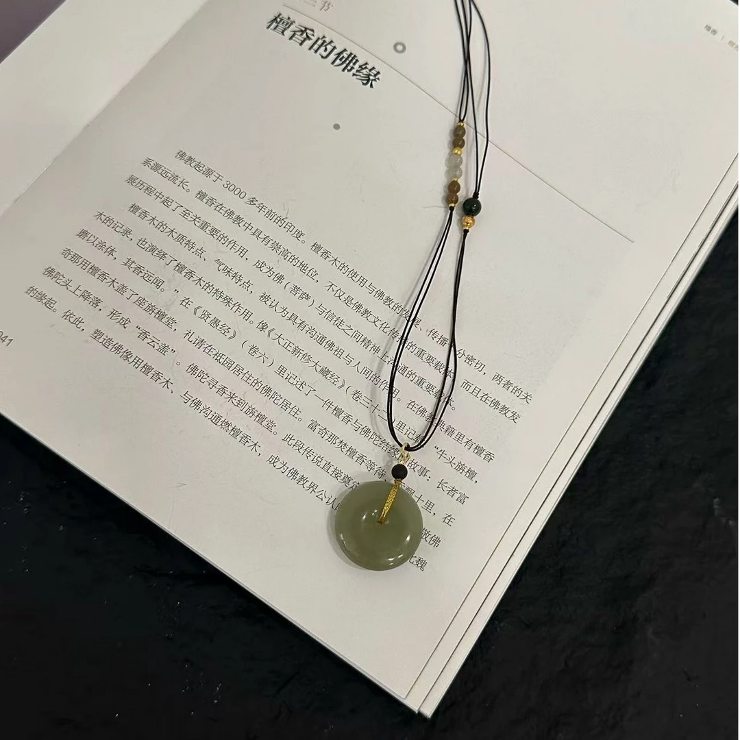 和田玉平安扣颈饰043