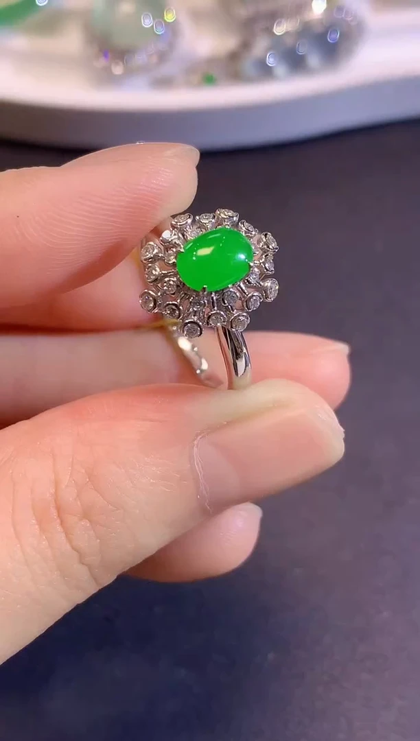 18K金镶嵌戒指翡翠A32 多样性发货一件