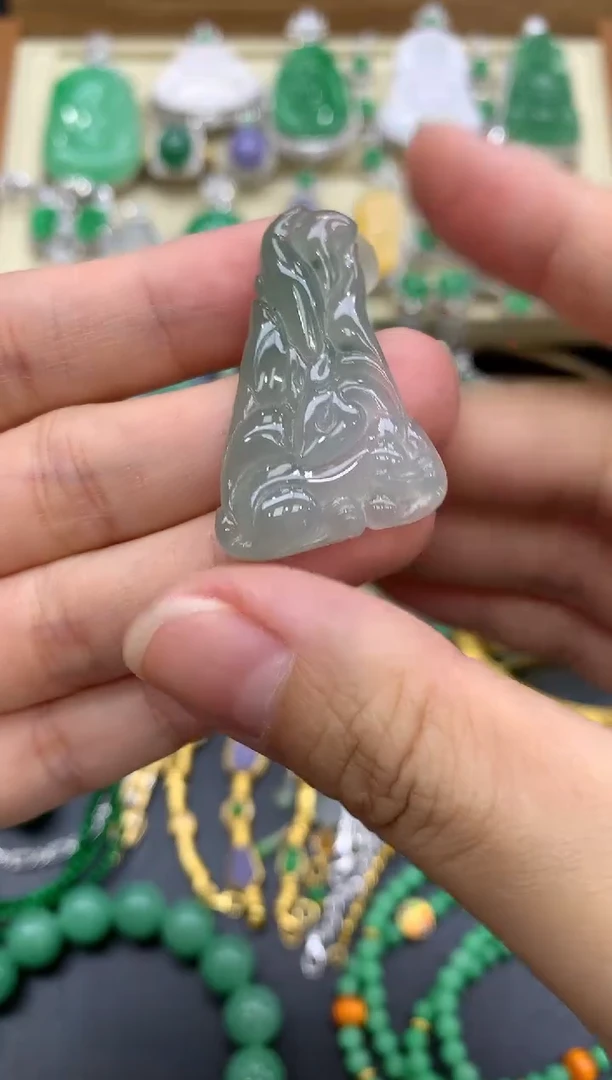 翡翠未镶嵌颈饰189-中国好珍宝
