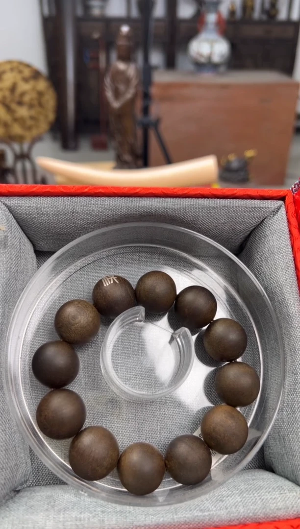 【闪购商品】沉香手串——————————————