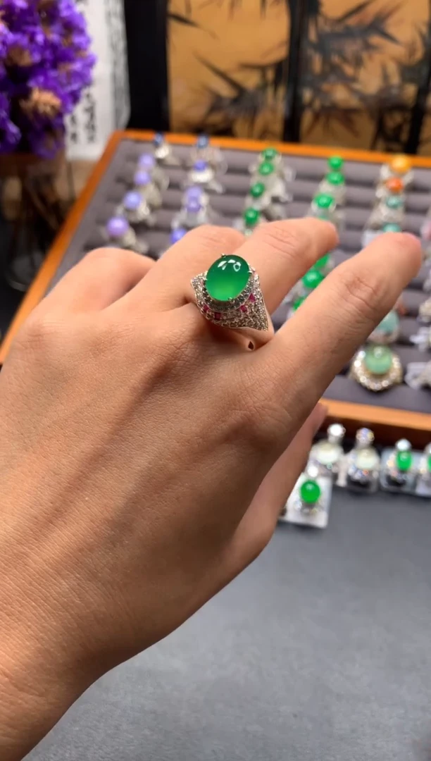 翡翠裸石未镶嵌冰蛋戒面裸石缅甸翡翠