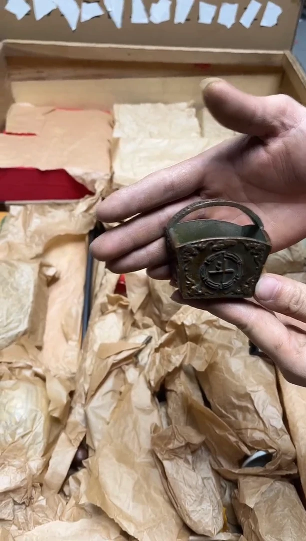 八号甄选八号甄选