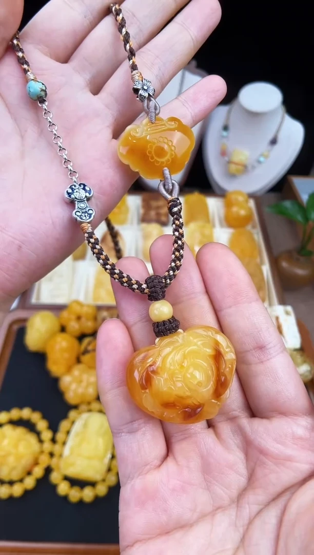 琥珀未镶嵌珠宝奇石胖*柒月