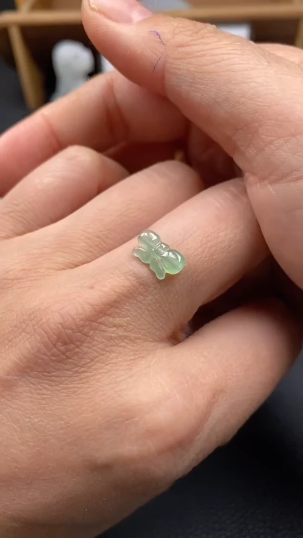 【闪购商品】翡翠颈饰未镶嵌翡翠净货26722