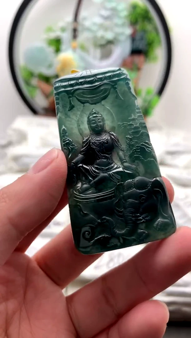 【闪购商品】翡翠颈饰未镶嵌普贤