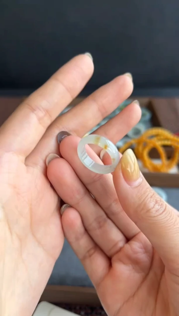 【闪购商品】翡翠吊坠(不含链)未镶嵌707买断16