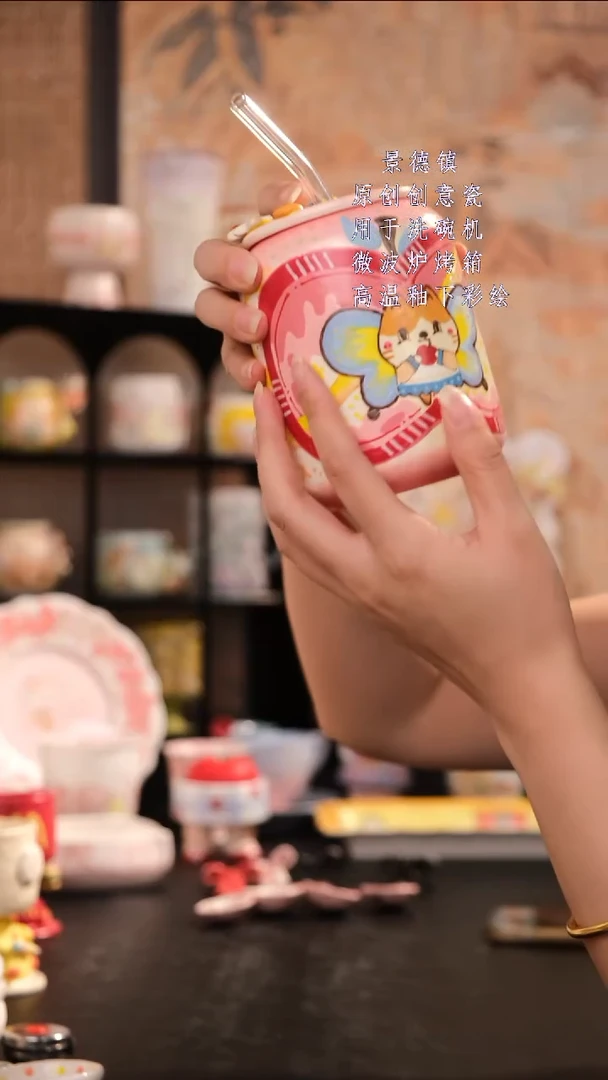 摆件景德镇手工手绘设计师款