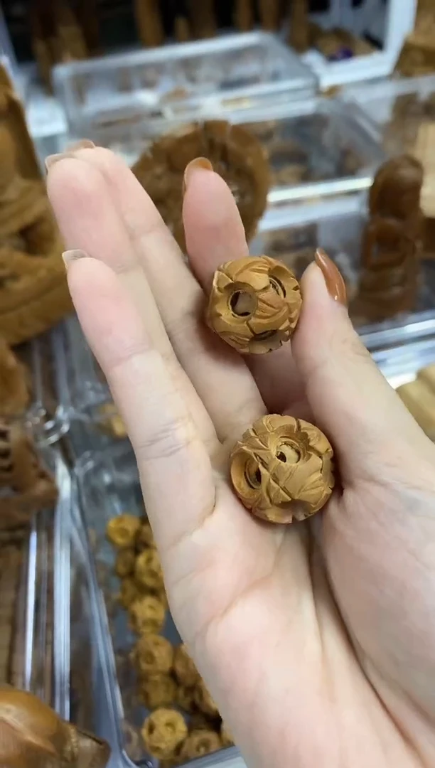 檀香木其他工艺品鬼工球