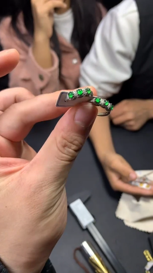 【闪购商品】翡翠耳饰未镶嵌0984701146/多样性发一