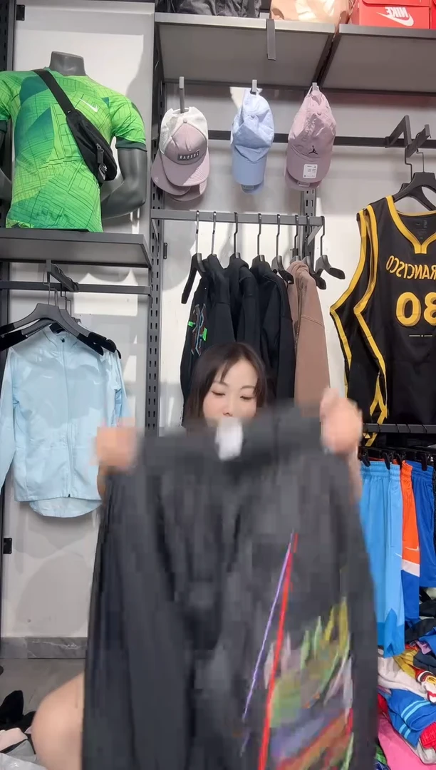 1006编码 瑕疵款直播间过款为准 尺码170