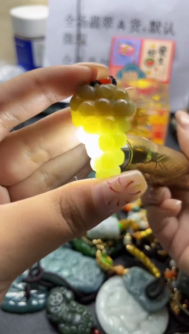 【闪购商品】和田玉（糖玉）颈饰未镶嵌11111