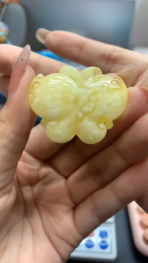 未镶嵌琥珀珠宝奇石2660