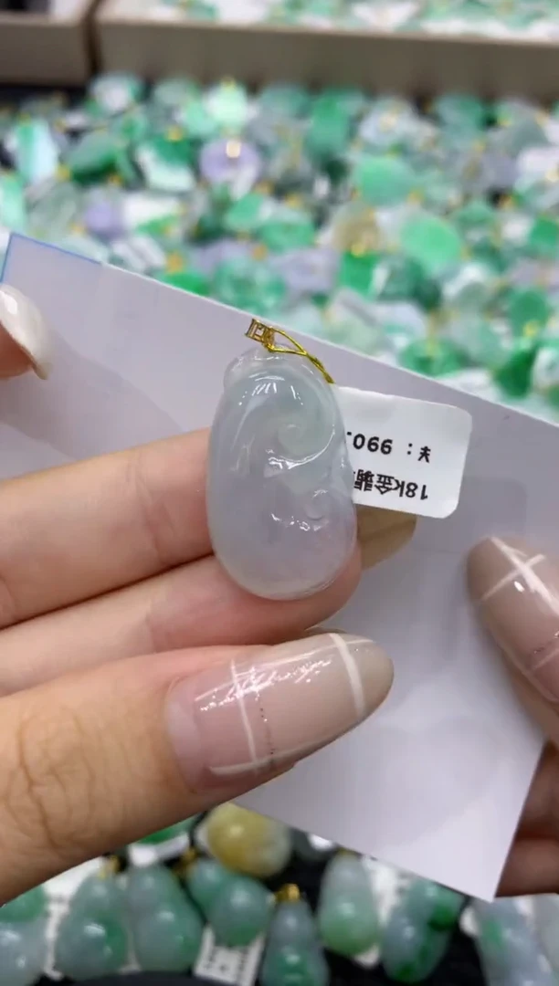 颈饰未镶嵌翡翠天然缅甸翡翠A货