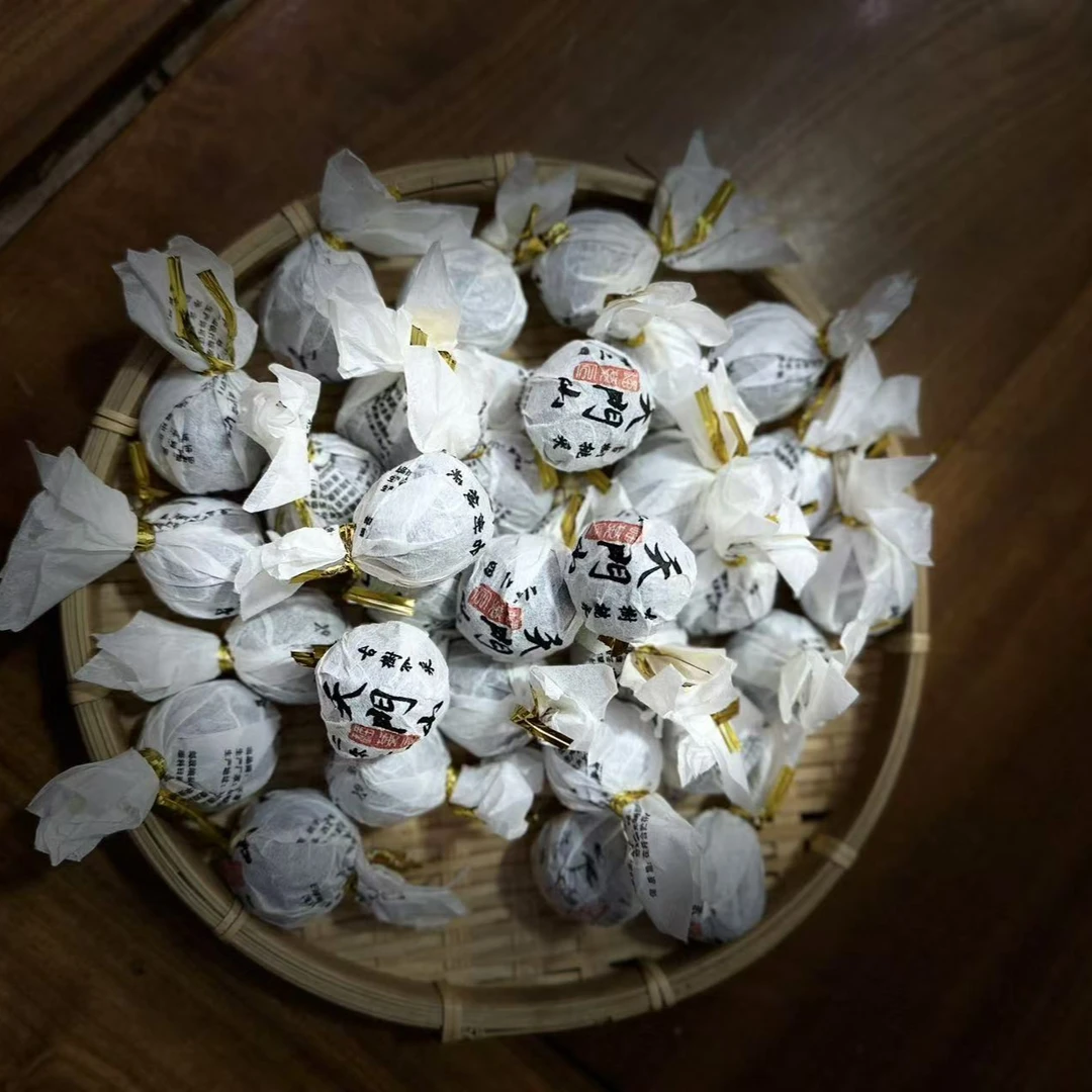 24年 天门山 头春龙珠 传统手工 云南普洱生茶