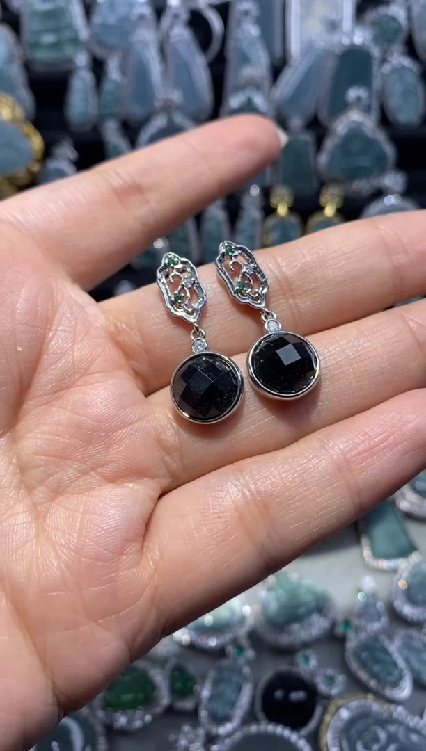 【闪购商品】翡翠颈饰未镶嵌翡翠