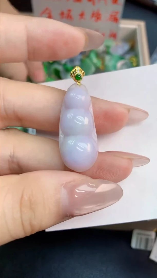 翡翠未镶嵌吊坠(不含链)1