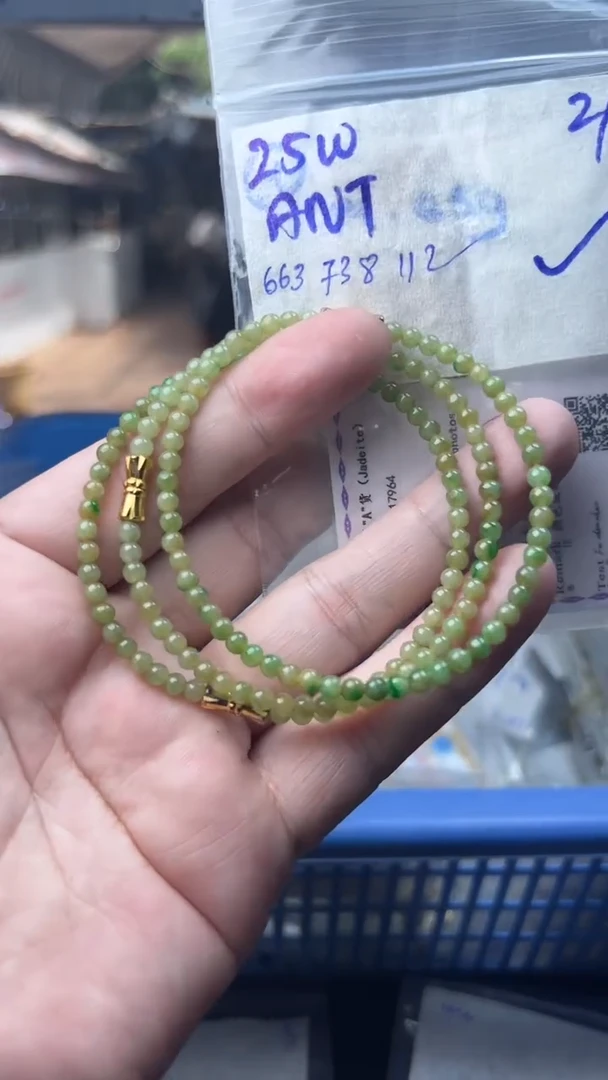 定制翡翠未镶嵌多样性随机发货，拍一发一