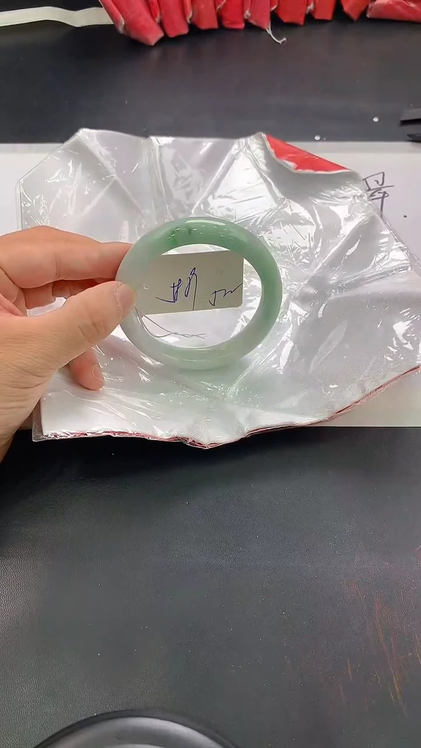 翡翠手镯未镶嵌232