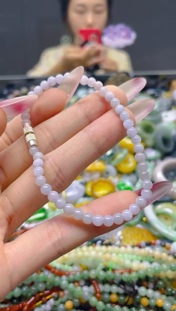 颈饰未镶嵌翡翠4MM/C/翡翠A货，一件也是批发价