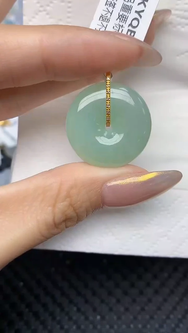 【闪购商品】翡翠颈饰18K金镶嵌天然翡翠A货