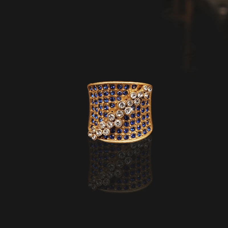 铜合金合成锆石戒指 一漾 设计师款渐变戒指