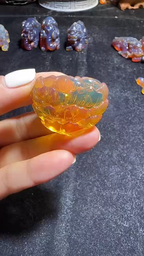 琥珀颈饰未镶嵌20