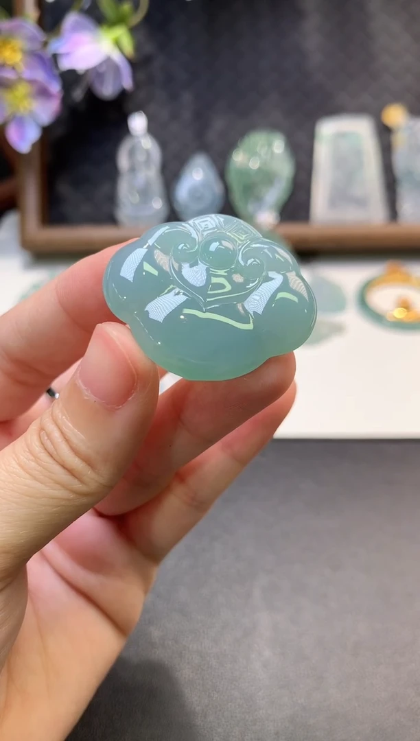 未镶嵌定制翡翠毛货