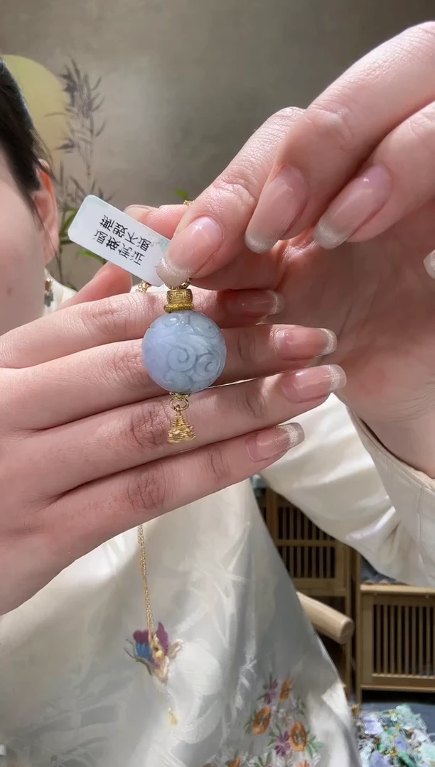 【闪购商品】翡翠颈饰未镶嵌吊坠