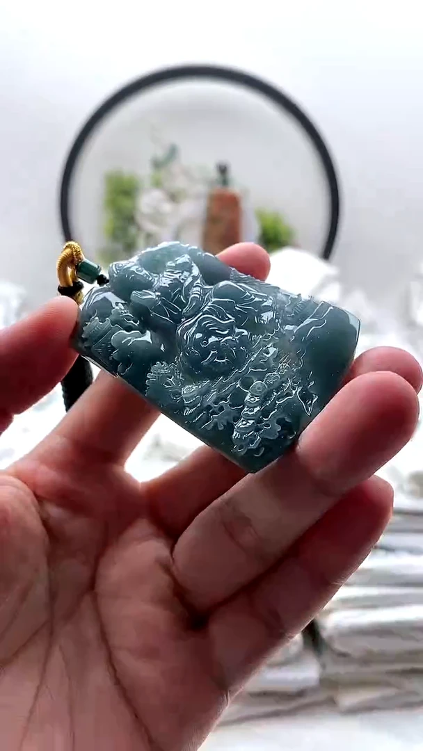 颈饰未镶嵌翡翠普贤