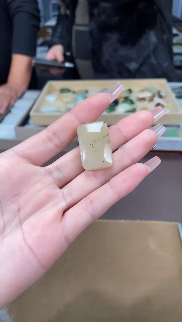 【闪购商品】和田玉吊坠未镶嵌吊坠