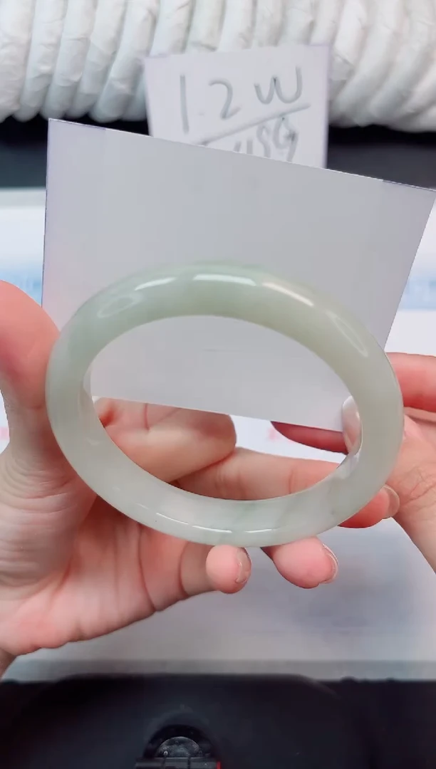 【闪购商品】石英质玉手镯未镶嵌262-61.9