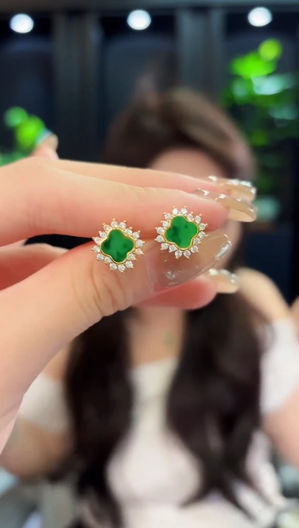 翡翠未镶嵌耳饰9999缅料A货/多样性发货/一件