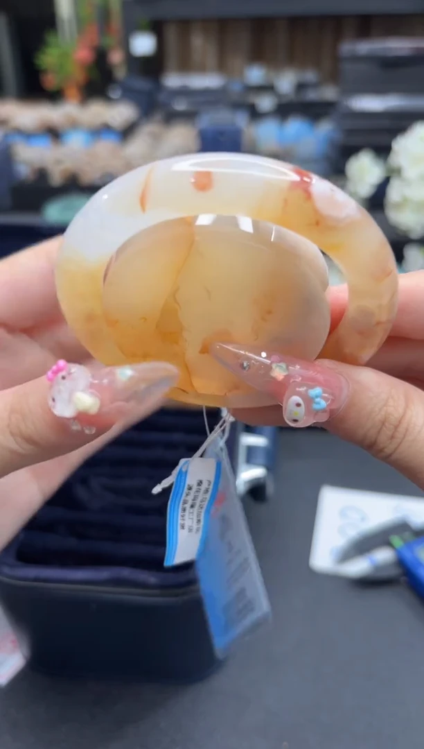 未镶嵌手镯石英质玉62(56圈赠送镯心)