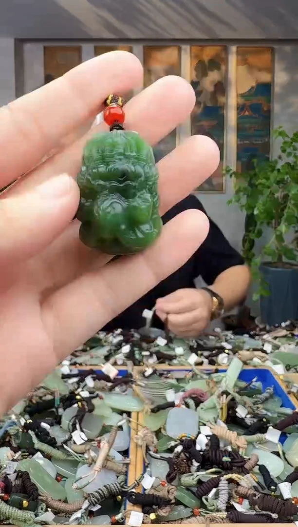未镶嵌和田玉挂件拍一发一