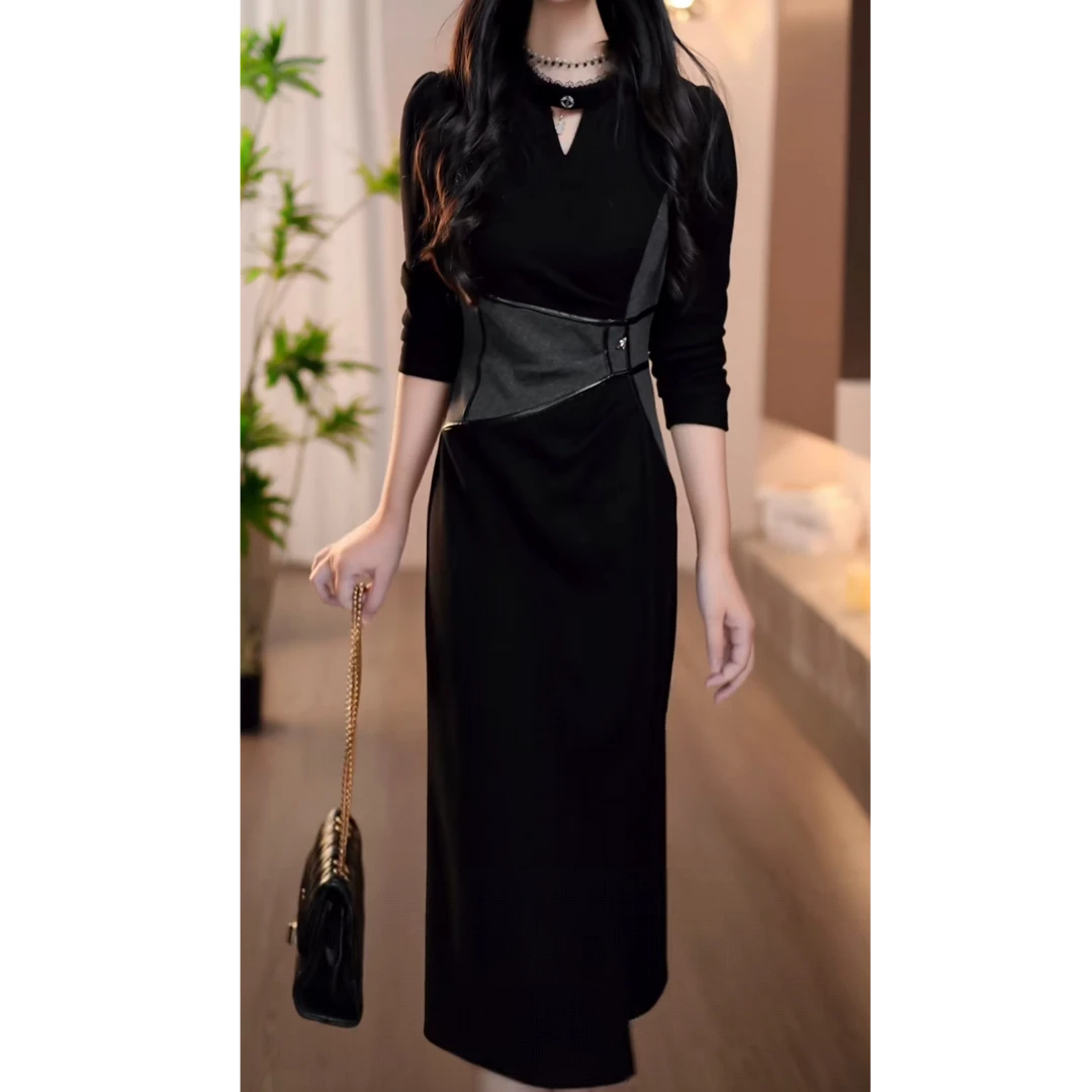 胜美女装2025秋季新款腰部拼灰简洁时尚设计优雅收腰显瘦连衣裙