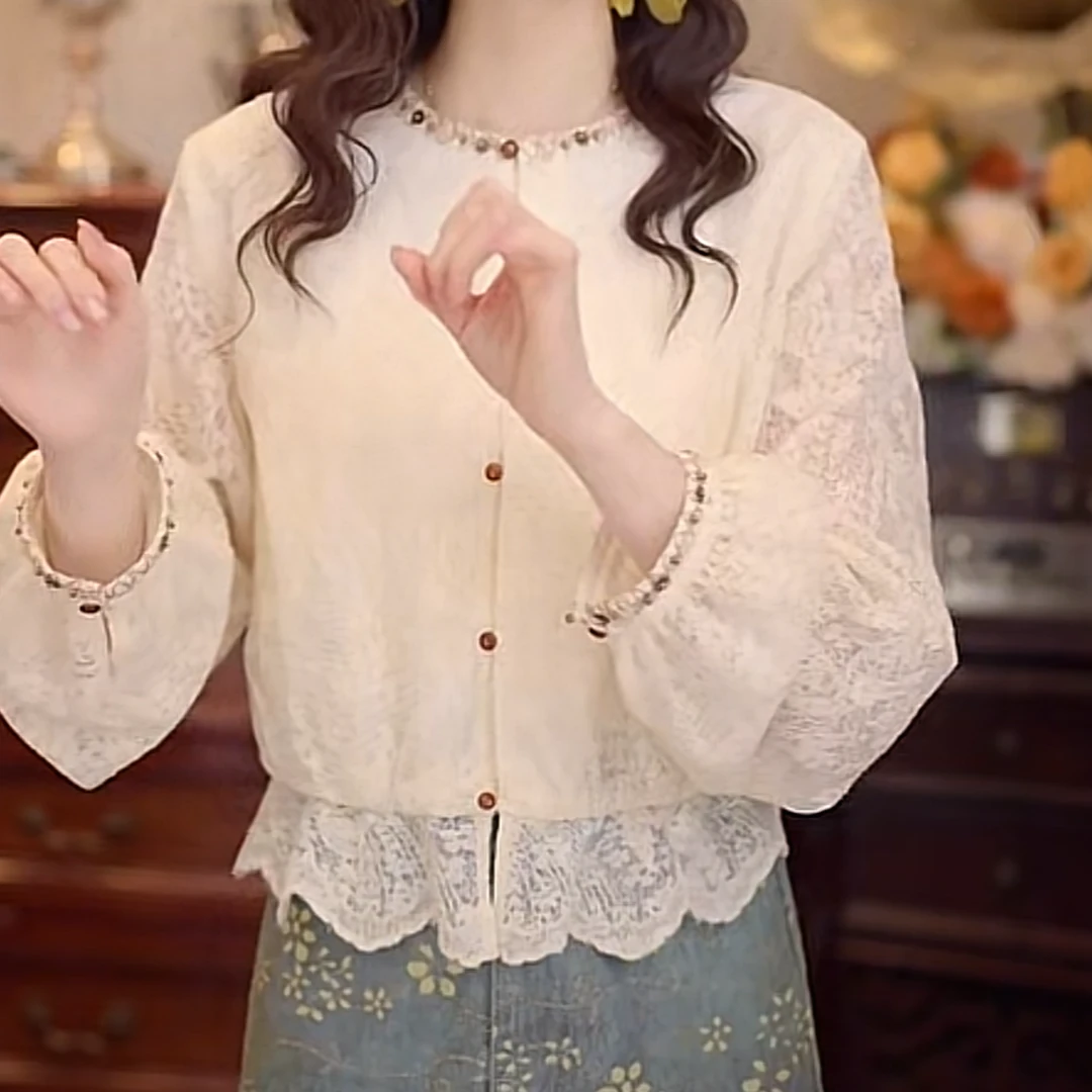 复古高级感气质长袖上衣女2025春季新款设计感蕾丝宽松短款衬衣