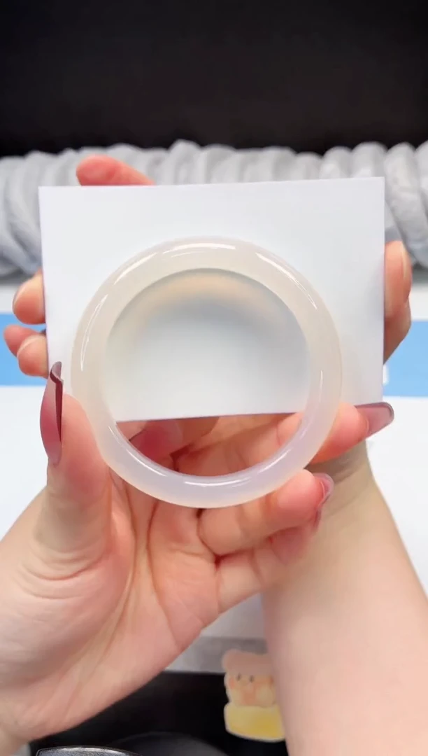 未镶嵌手镯石英岩玉115/荔枝54.7