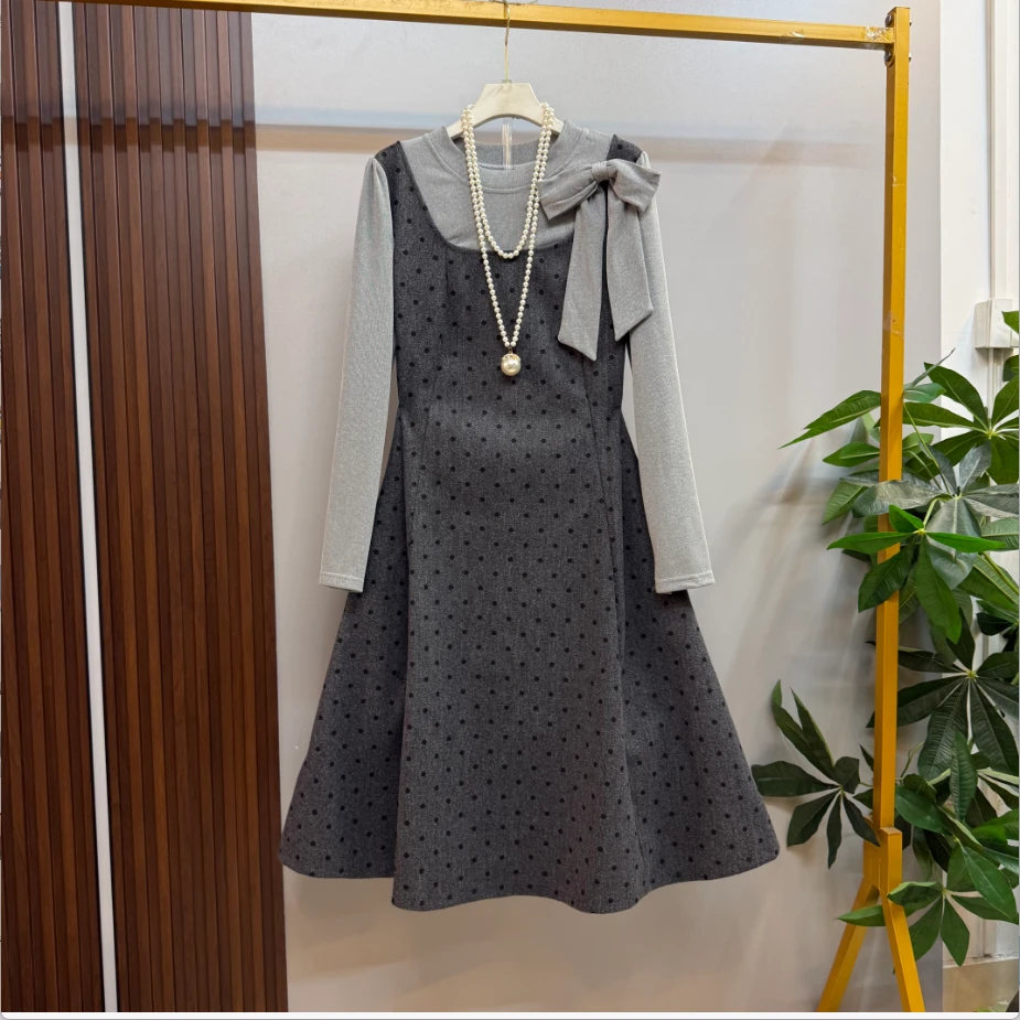 秋季新款时尚洋气精致波点高级显瘦百搭蝴蝶结设计大码连衣裙