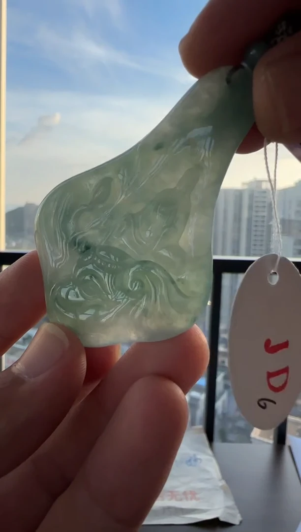 颈饰未镶嵌翡翠天然翡翠A货孤品一件