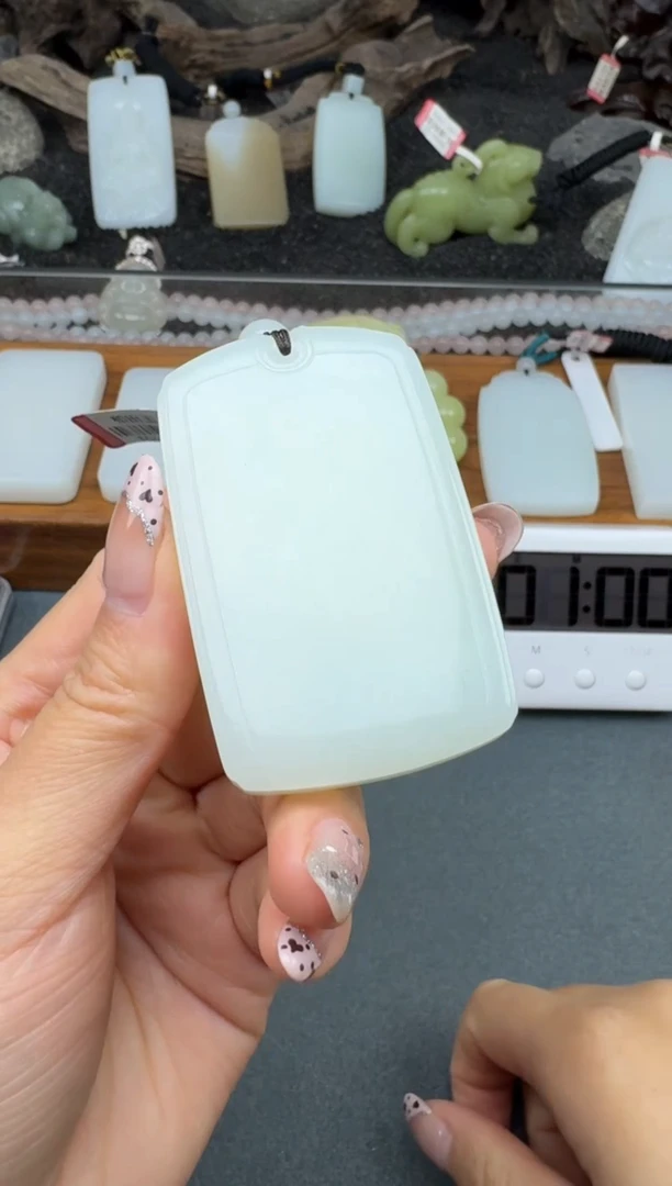 颈饰未镶嵌和田玉3